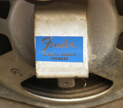 Fender Silverface Champ Tube Guitar Amplifier (1970)