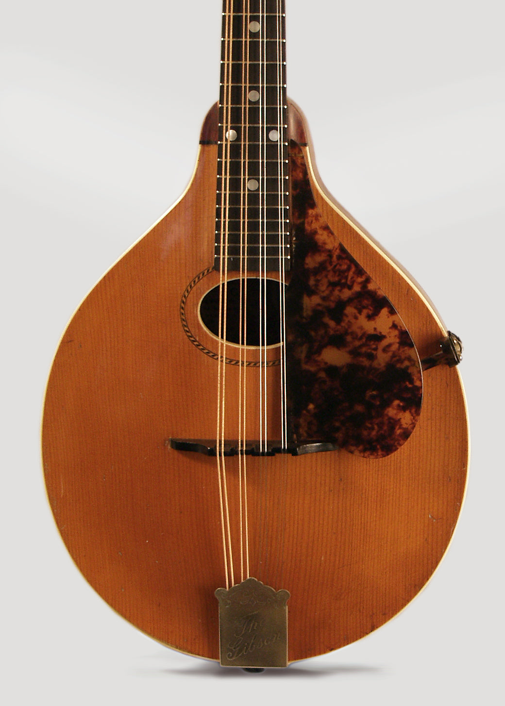 Gibson Style A Carved Top Mandolin (1918)
