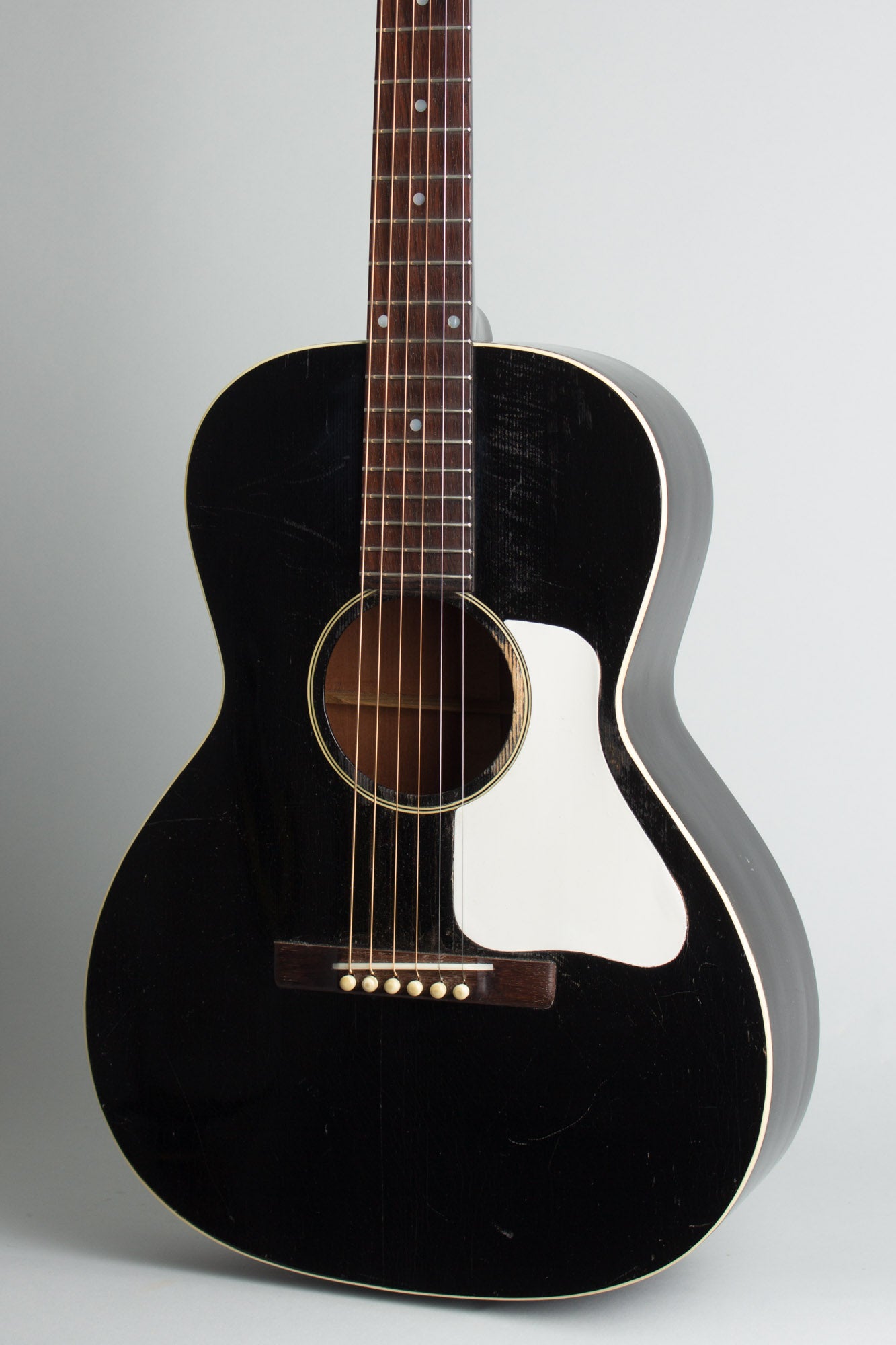 Gibson L-00 Flat Top Acoustic Guitar (1932)