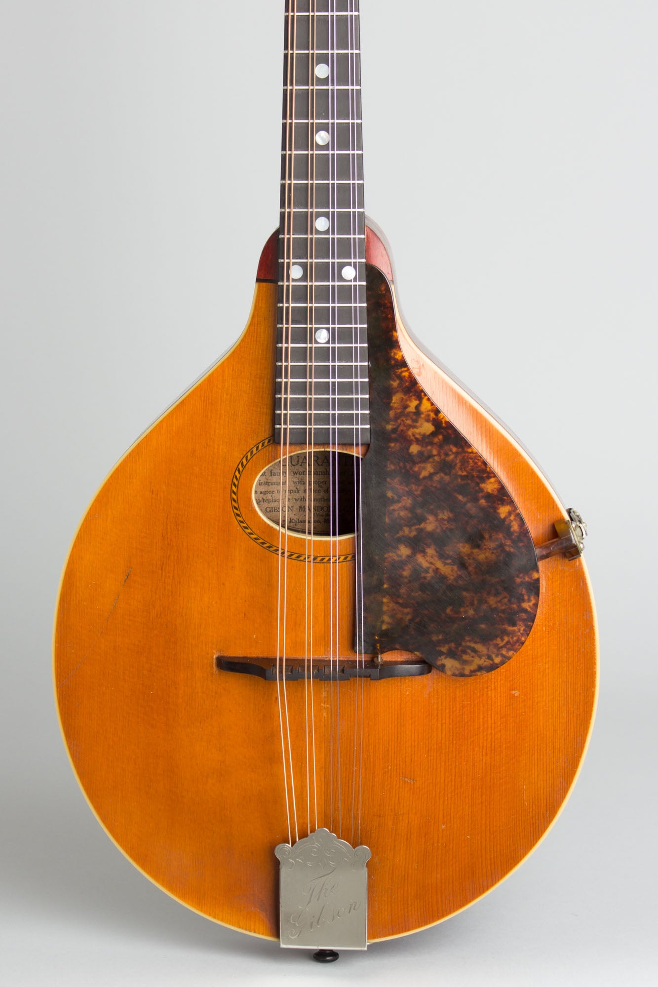 Gibson Style A Carved Top Mandolin (1917)