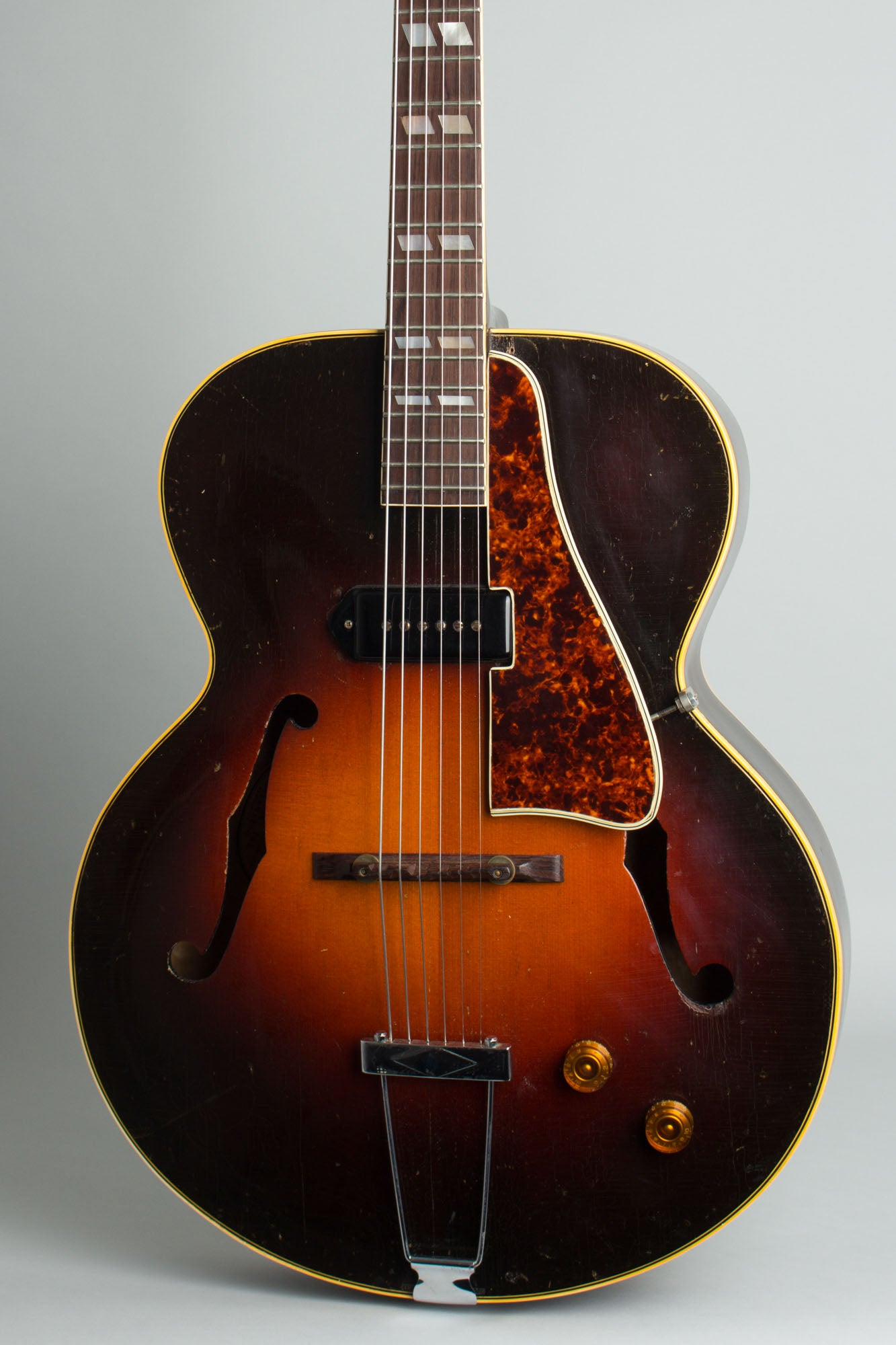 Gibson L-7 Arch Top Hollow Body Electric Guitar (1944)