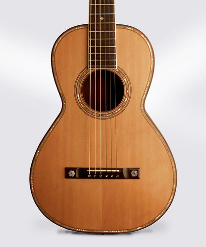 Lyon & Healy Standard size Parlor Guitar (1905)