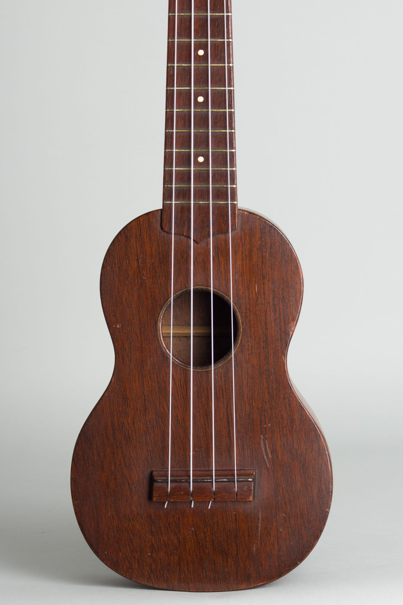 Favilla Soprano Ukulele (1950s)