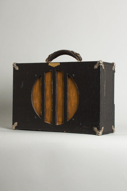 Rickenbacker Style 3 Small Combo Tube Amplifier (1935)