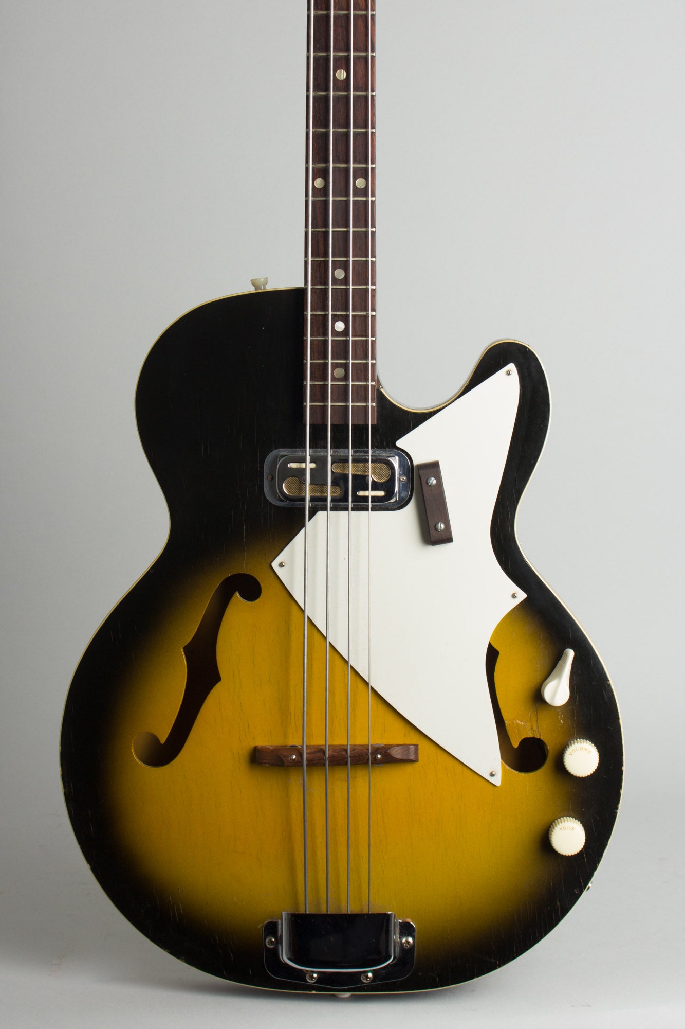Harmony H-22 Electric Bass Guitar (1967)