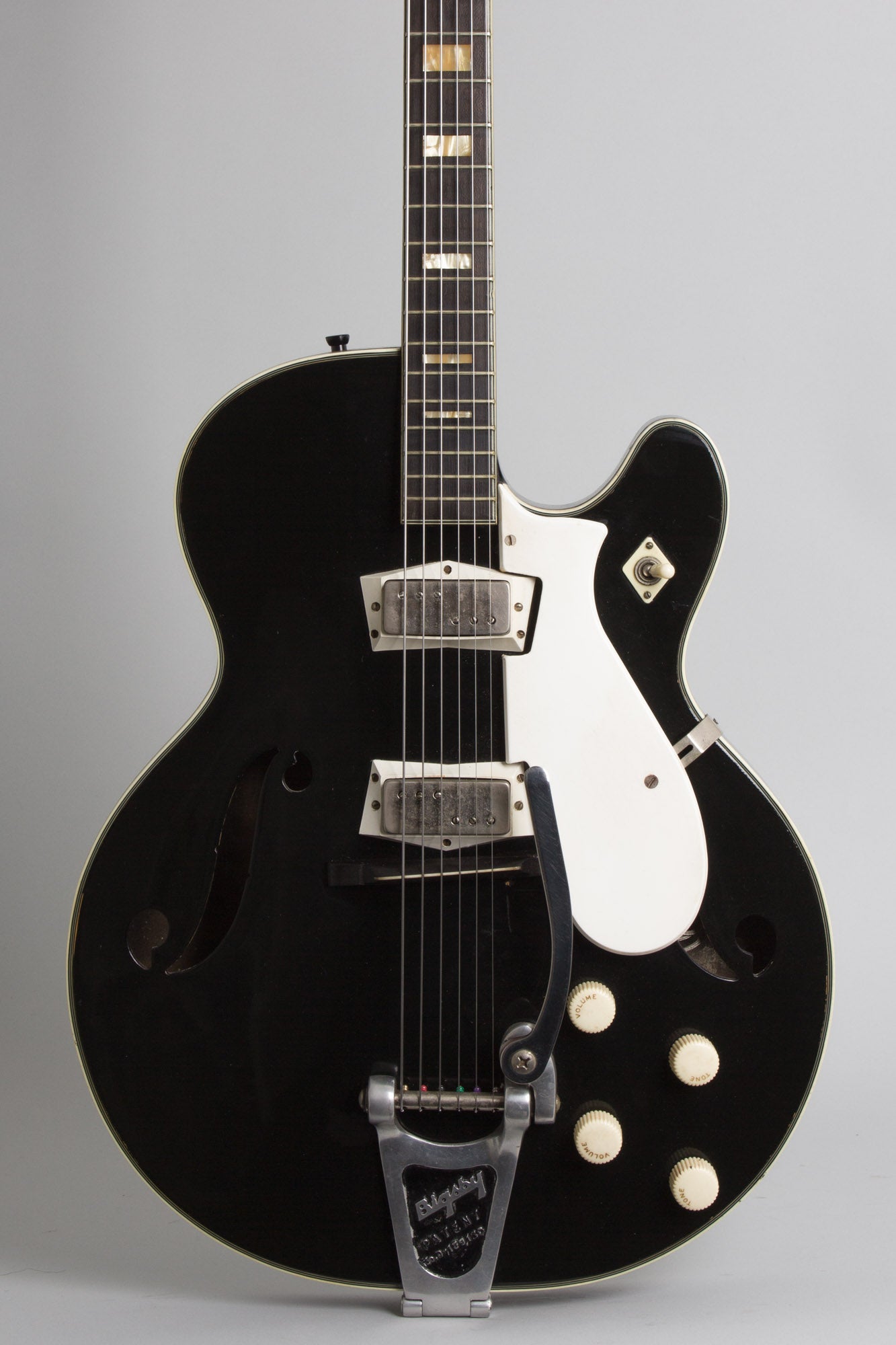 Harmony Silvertone Model 1446L Thinline Hollow Body Electric Guitar (1962)