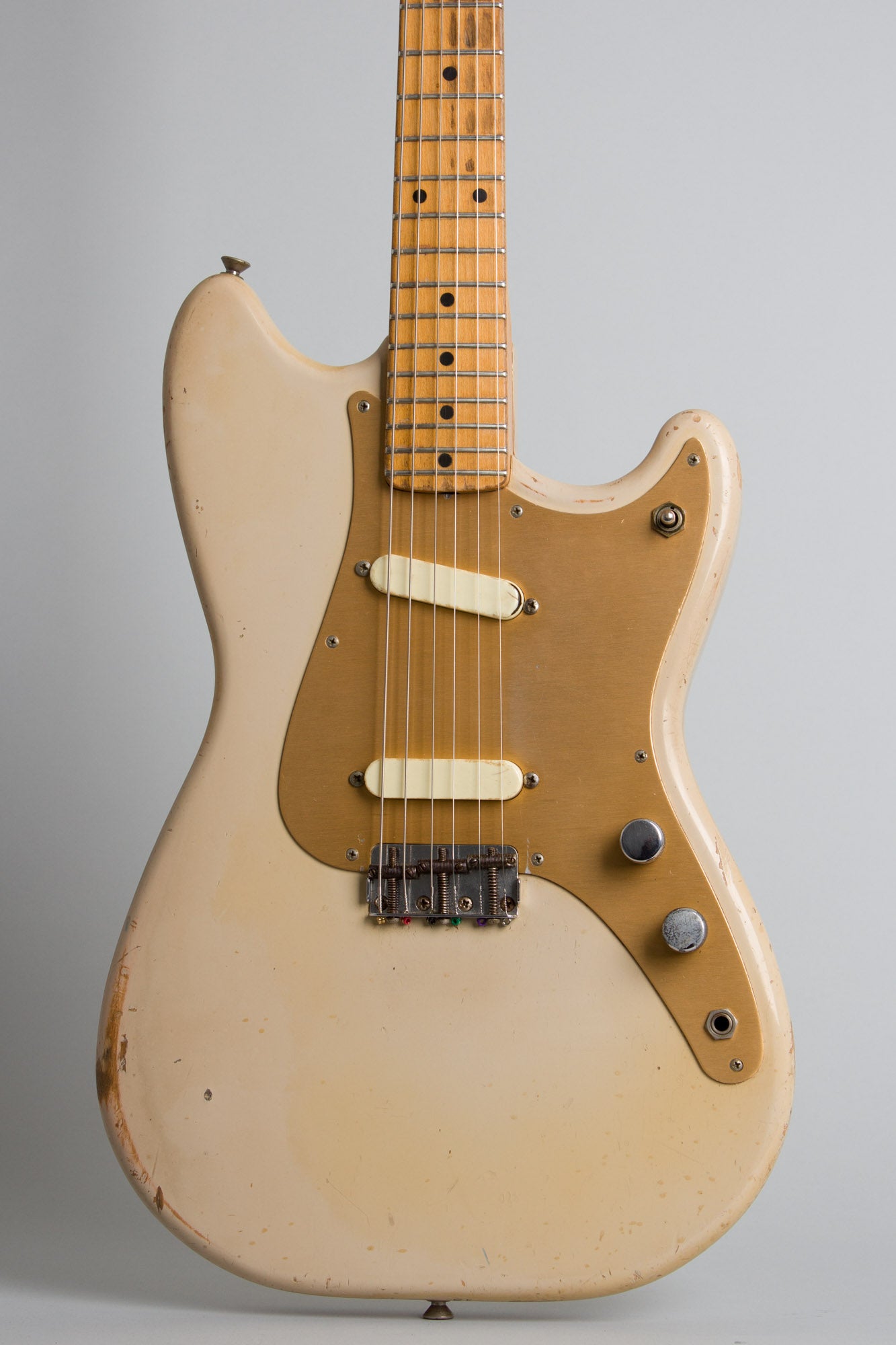 Fender Duo-Sonic Solid Body Electric Guitar (1959)