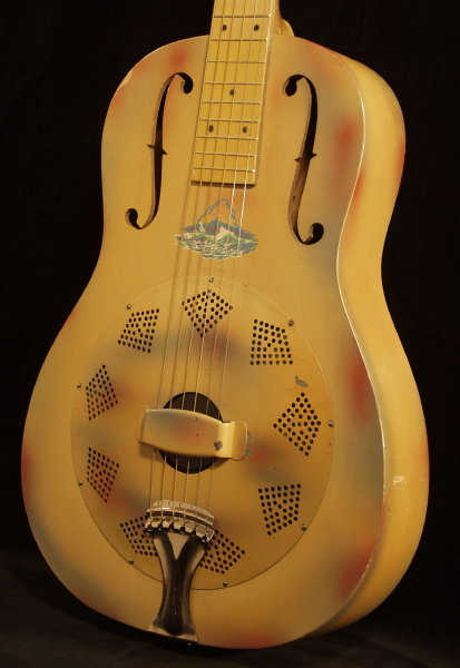 National Triolian Resophonic Guitar (1928-29)