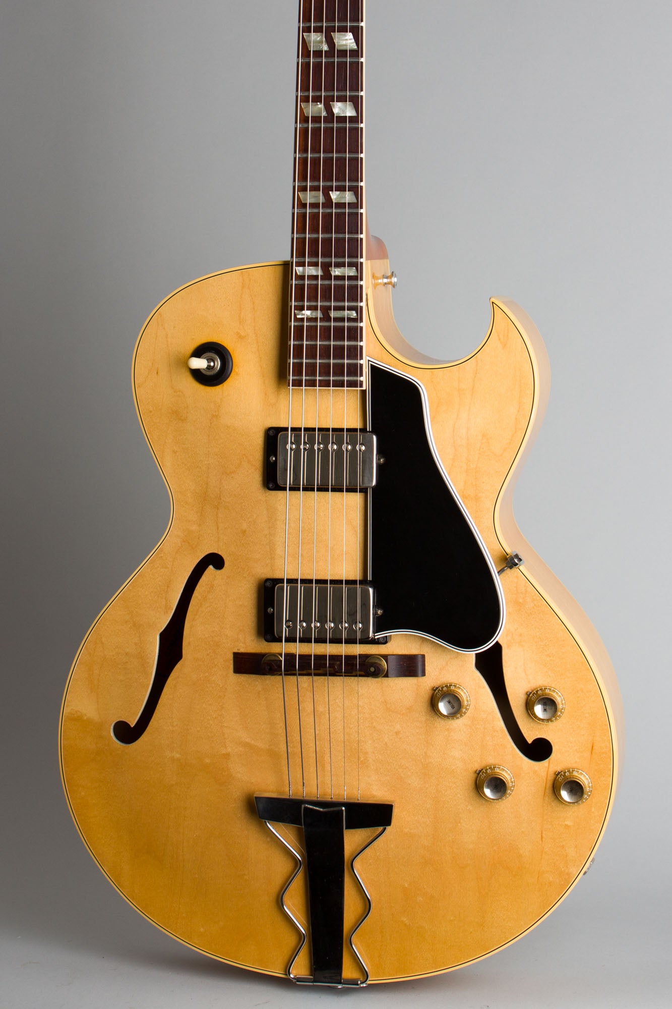 Gibson ES-175DN Arch Top Hollow Body Electric Guitar (1964)