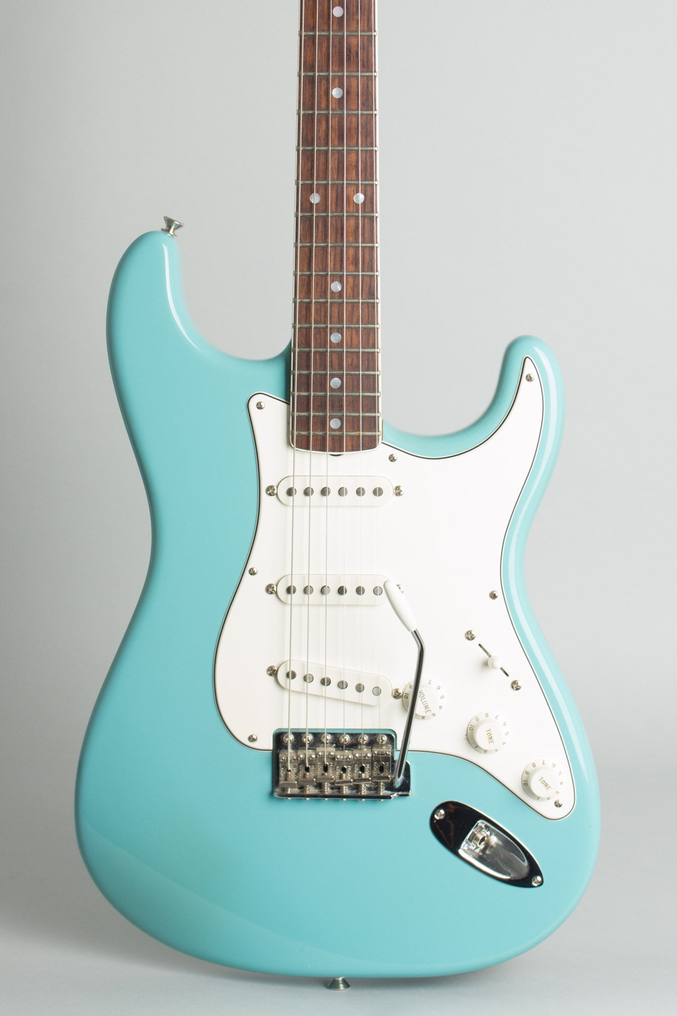 Fender Eric Johnson Stratocaster RW Solid Body Electric Guitar (2011)