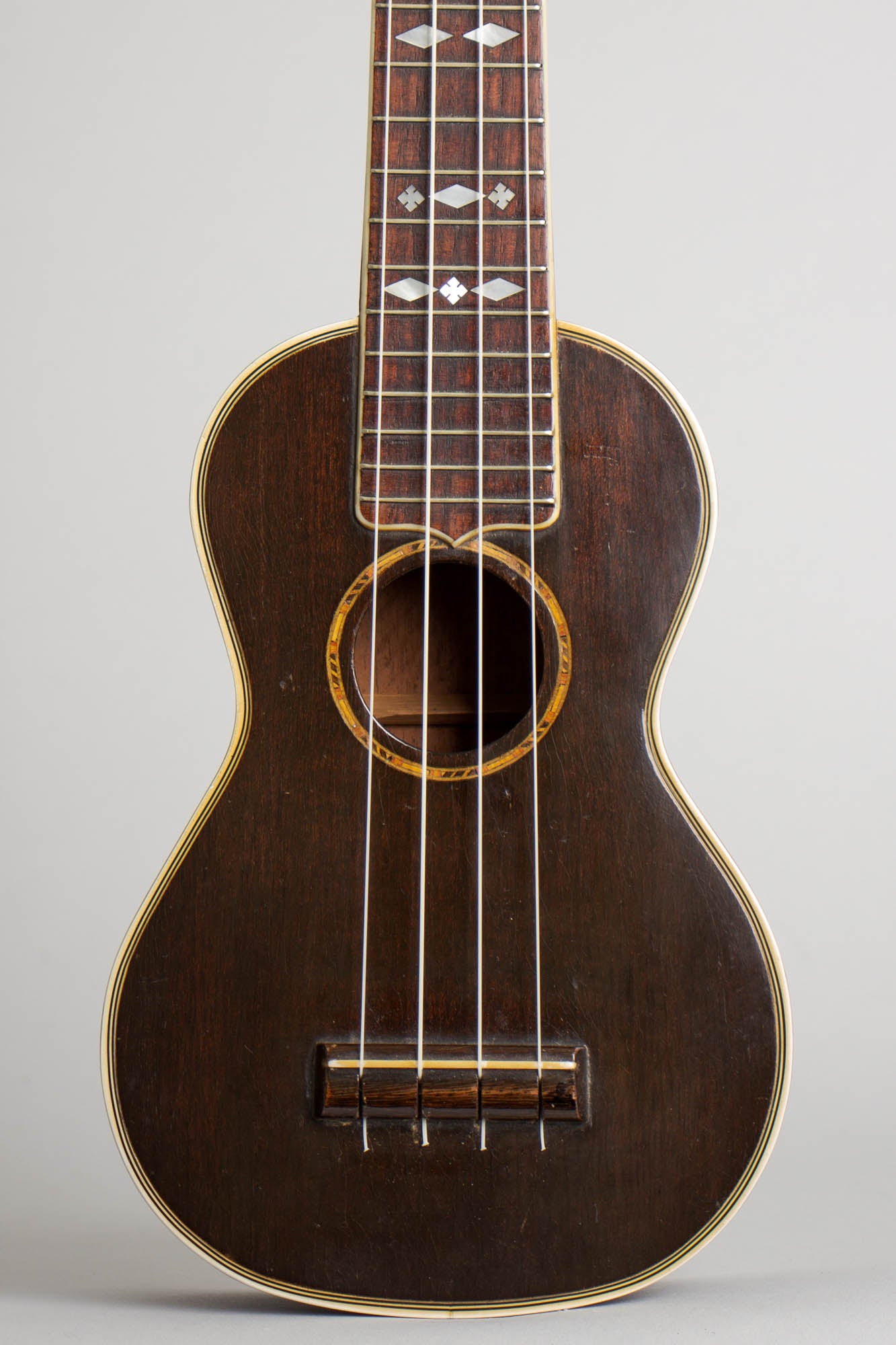 Gibson Uke-3 Soprano Ukulele (1928)