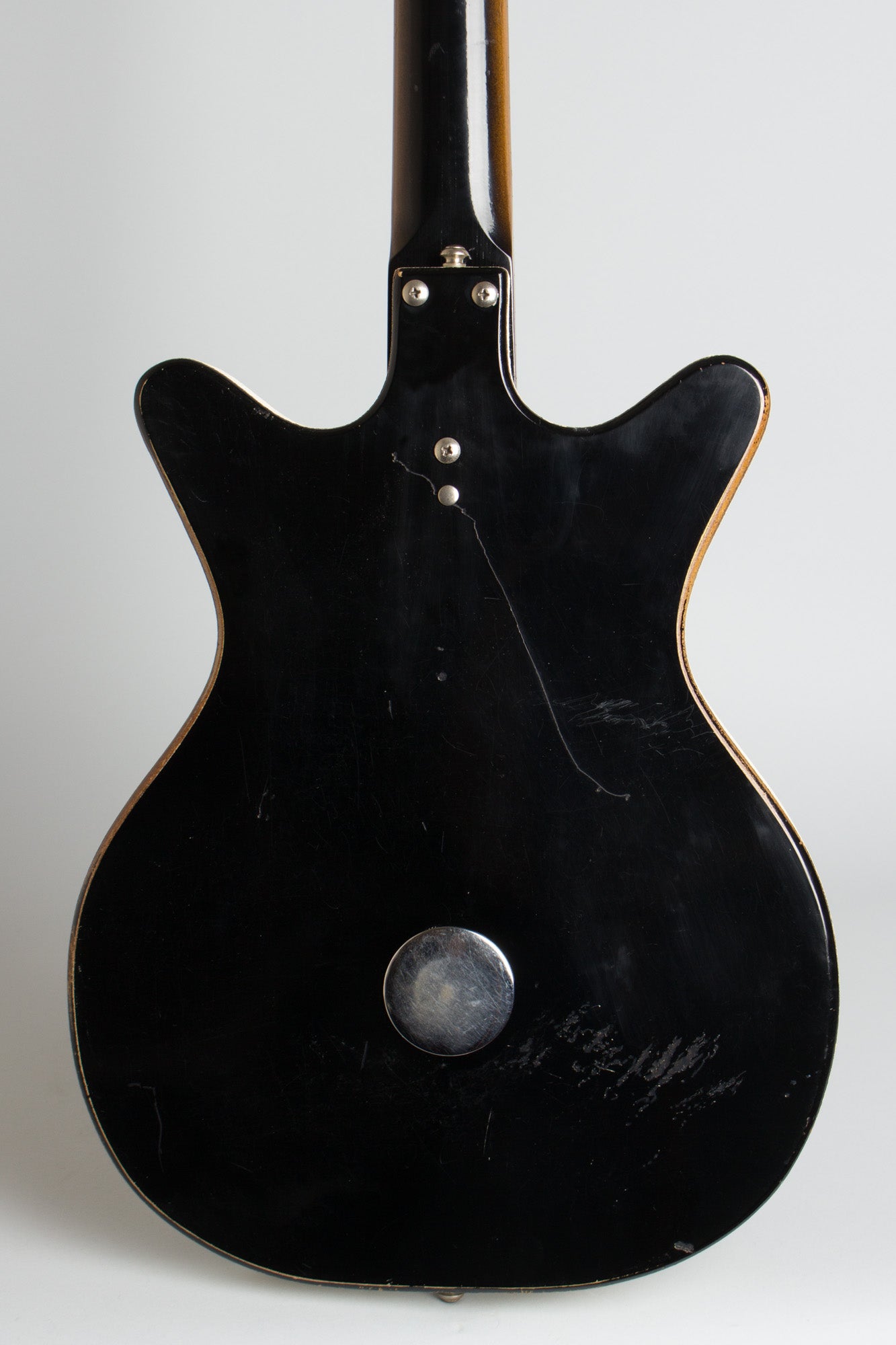 Danelectro Model 4021 Hand Vibrato Semi-Hollow Body Electric Guitar (1962)