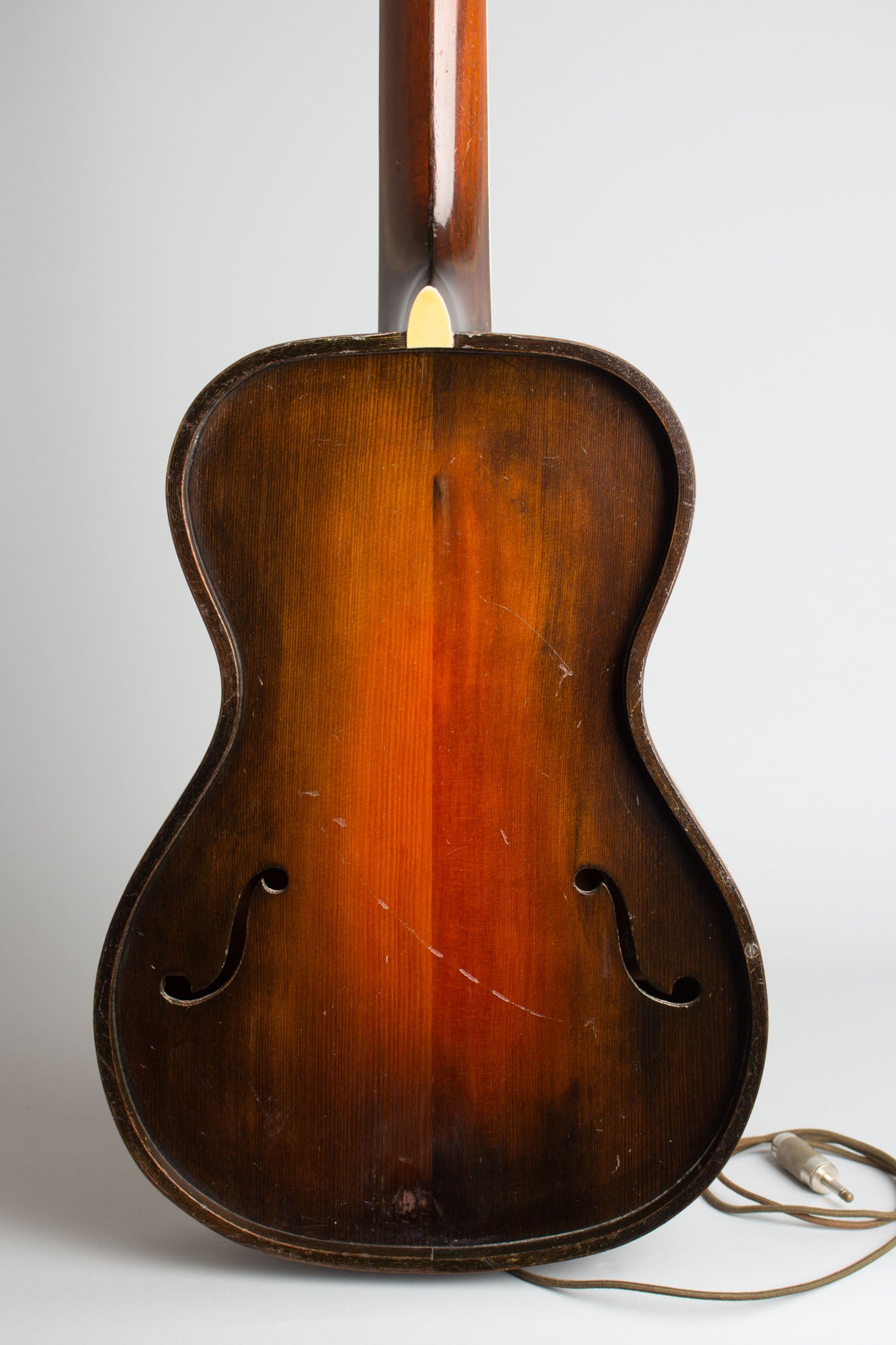 Vivi-Tone Acoustic-Electric Guitar (1933)