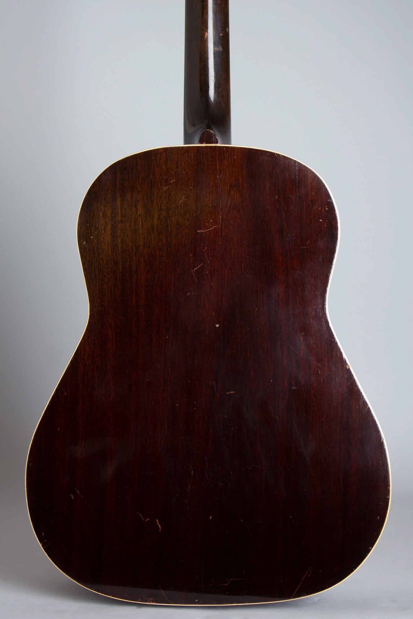 Gibson J-35 Flat Top Acoustic Guitar (1937)