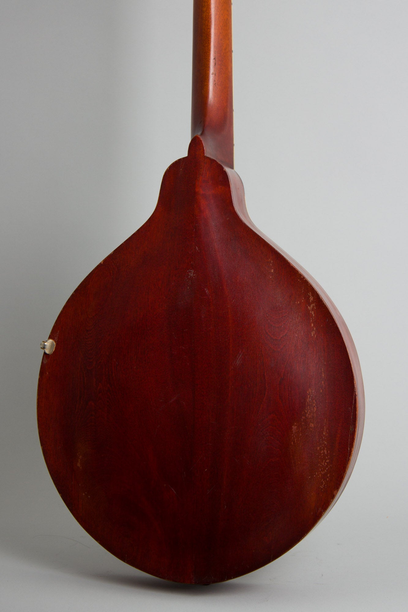 Gibson K-1 Carved Top Mandocello (1916)