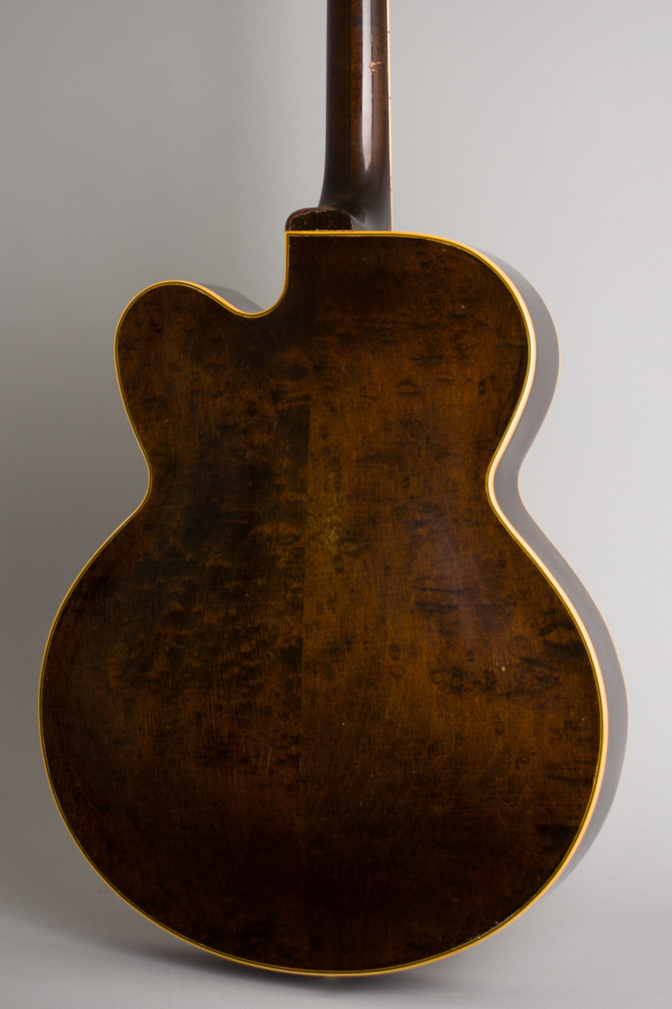 Gibson L-7 P Arch Top Acoustic Guitar (1949)