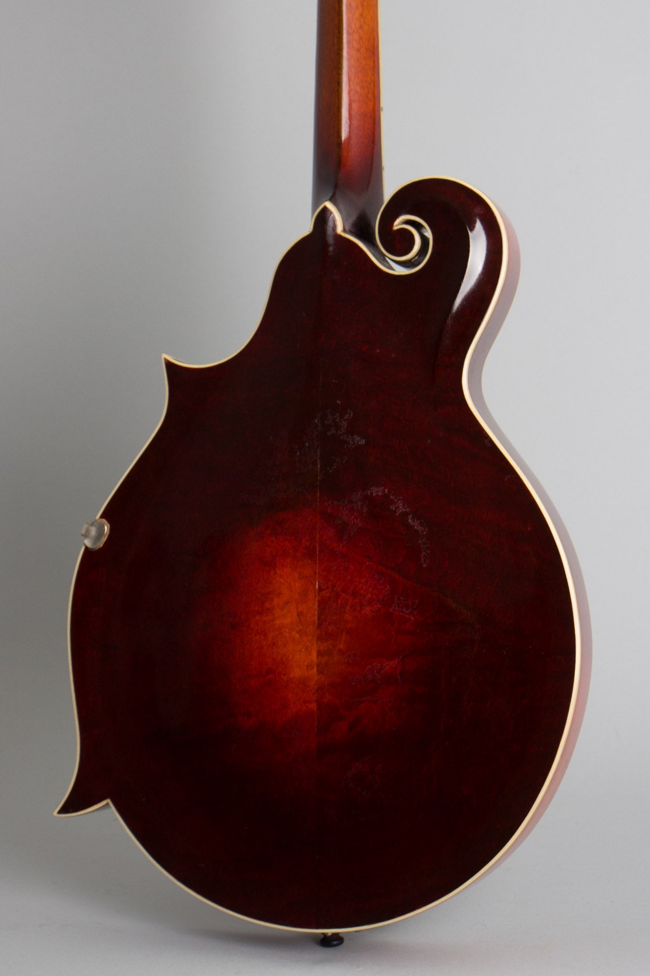 Gibson H-4 Carved Top Mandola (1916)