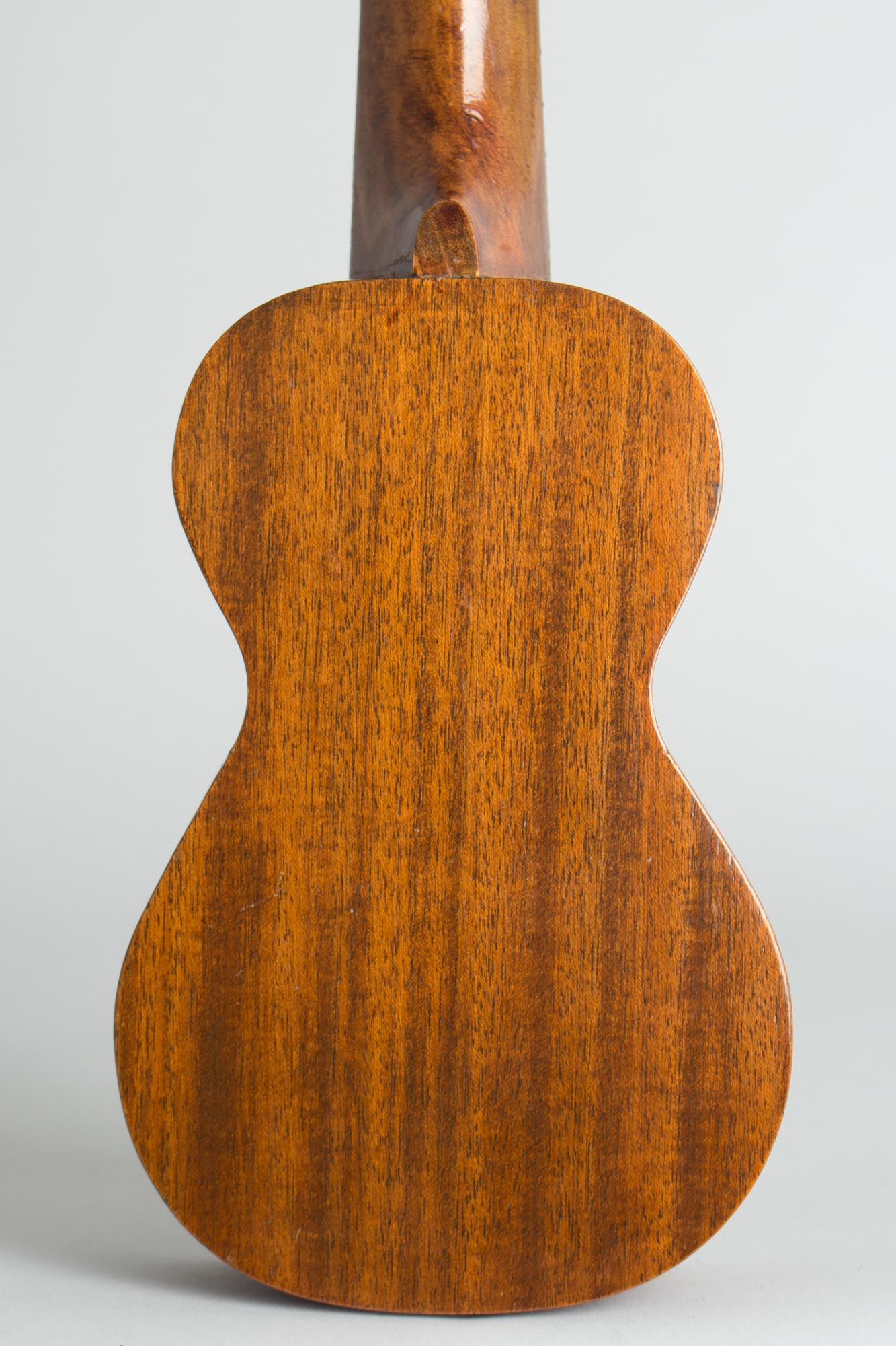 Harmony Supertone Soprano Ukulele (1920)