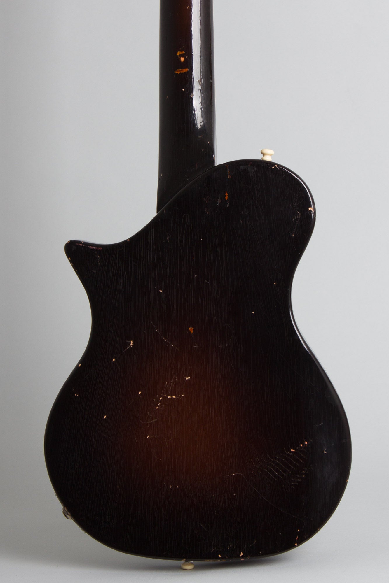 Magnatone Mark III Deluxe Solid Body Electric Guitar (1957)