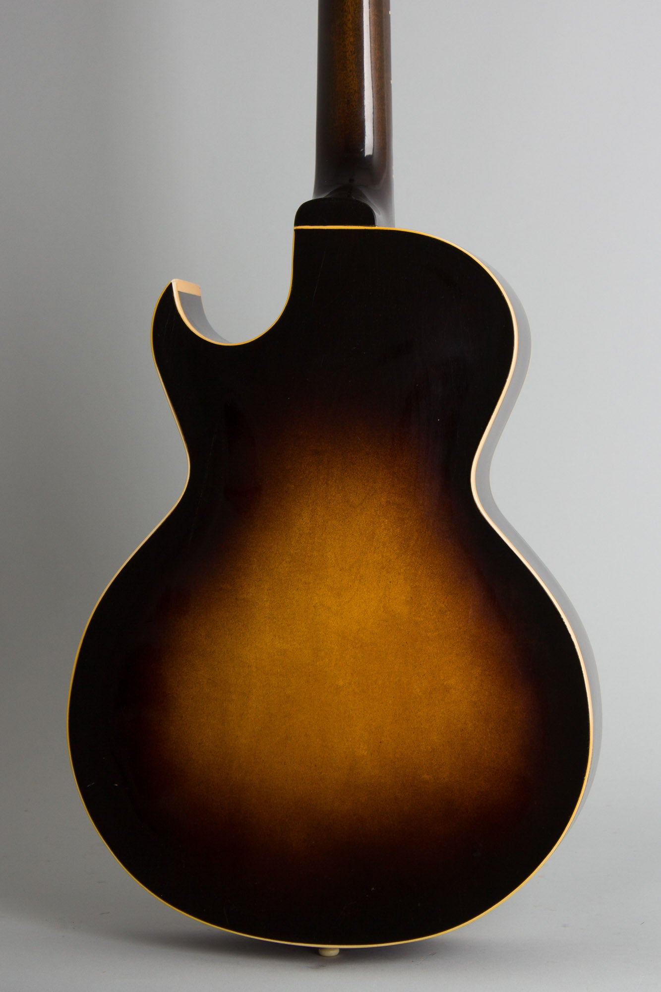 Gibson ES-140 Arch Top Hollow Body Electric Guitar (1953)