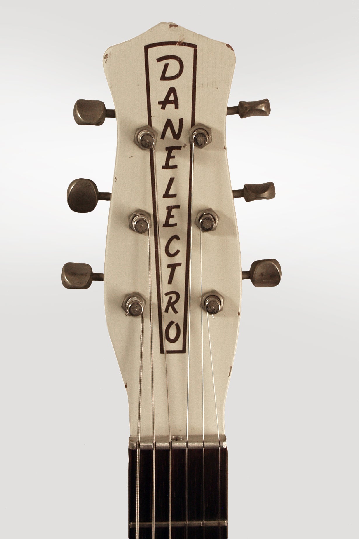 Danelectro Deluxe Model #6027 Semi-Hollow Body Electric Guitar (1962)
