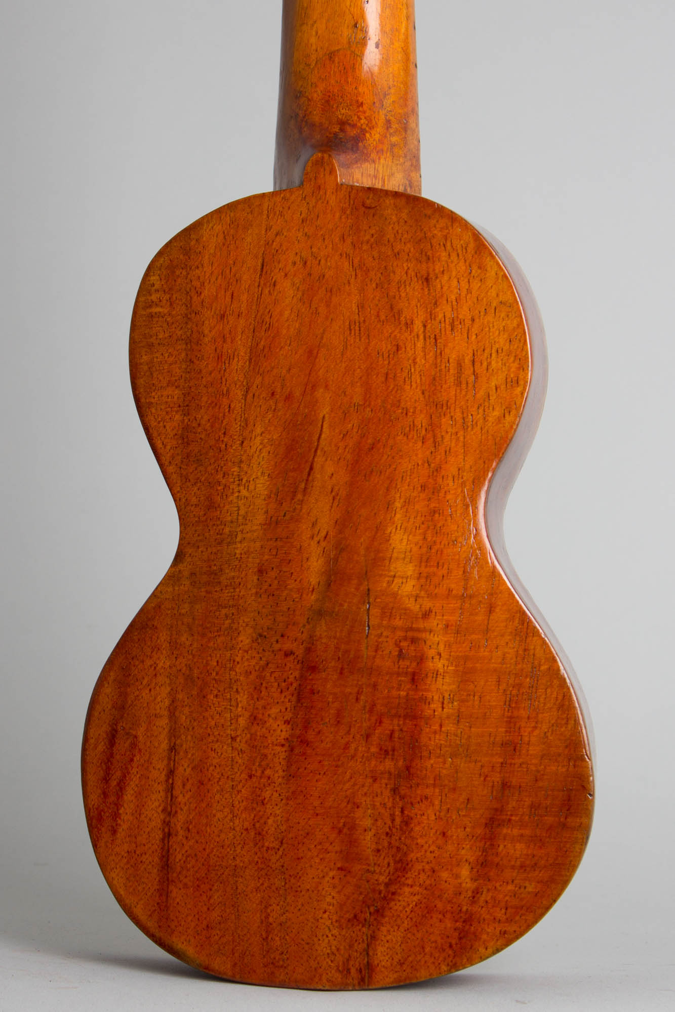 Leonardo Nunes Soprano Ukulele (1919)