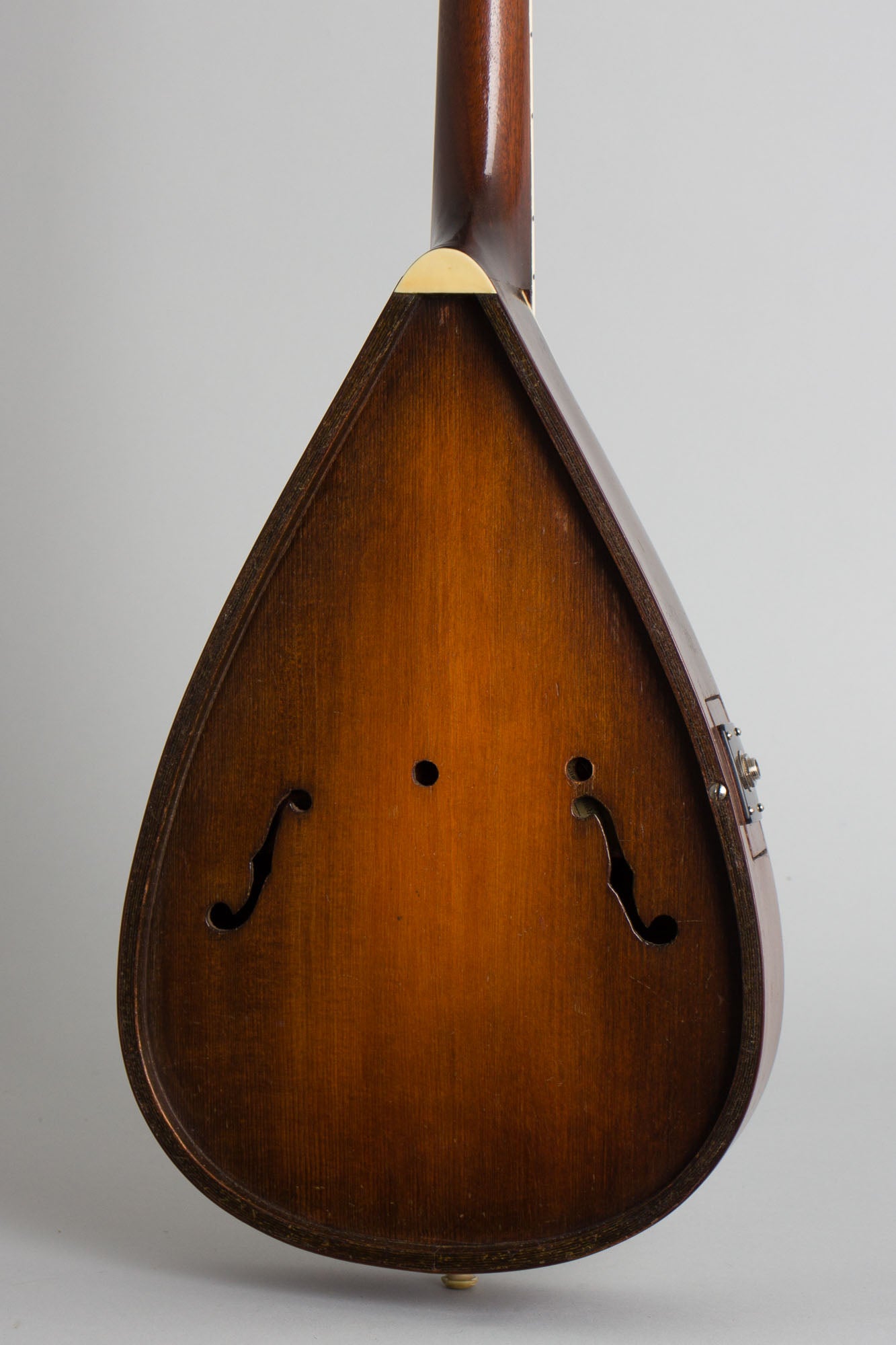 Vivi-Tone Hollow Body Electric Mandolin (1933)