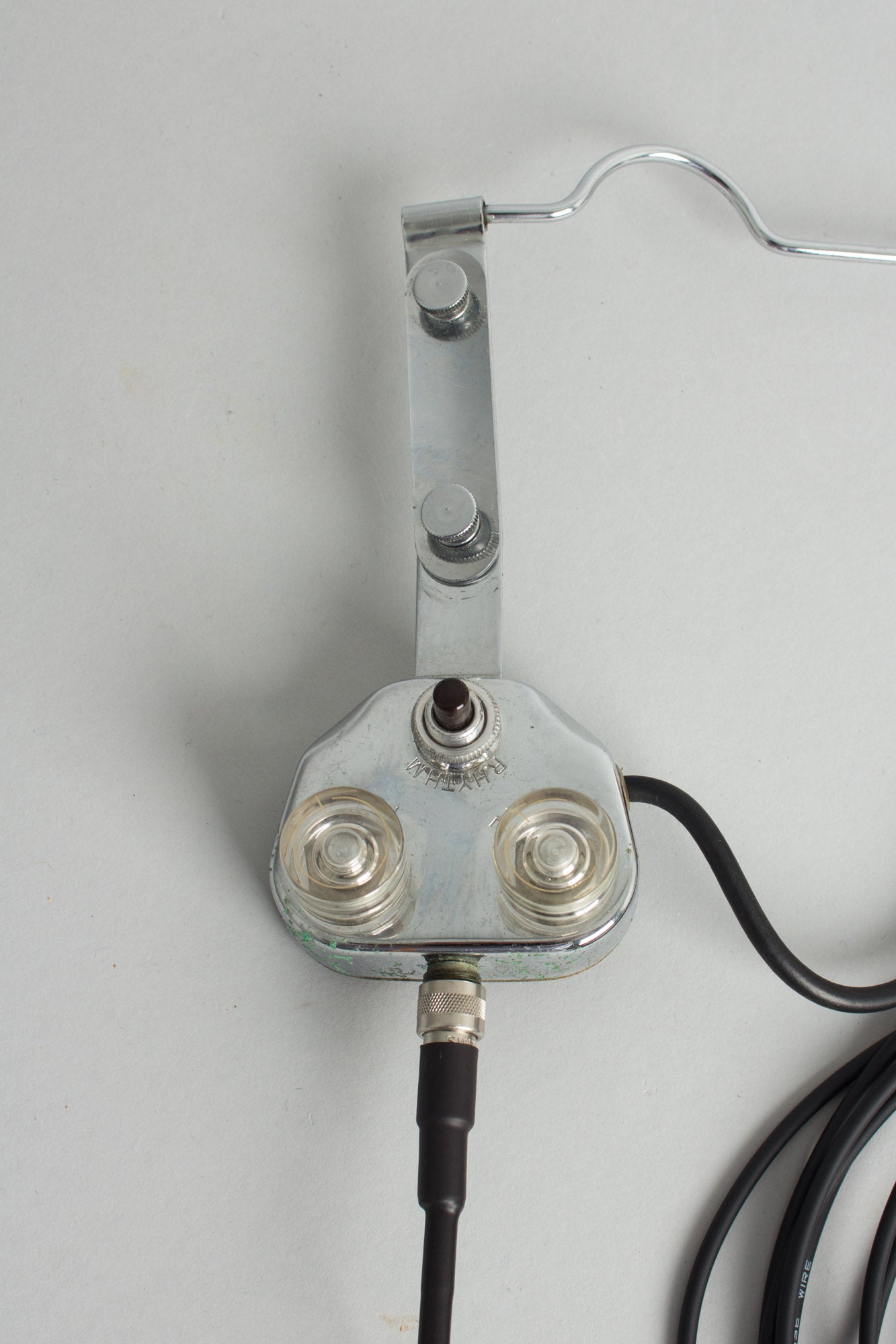 DeArmond Rhythm Chief Archtop Guitar Pickup (1950's)
