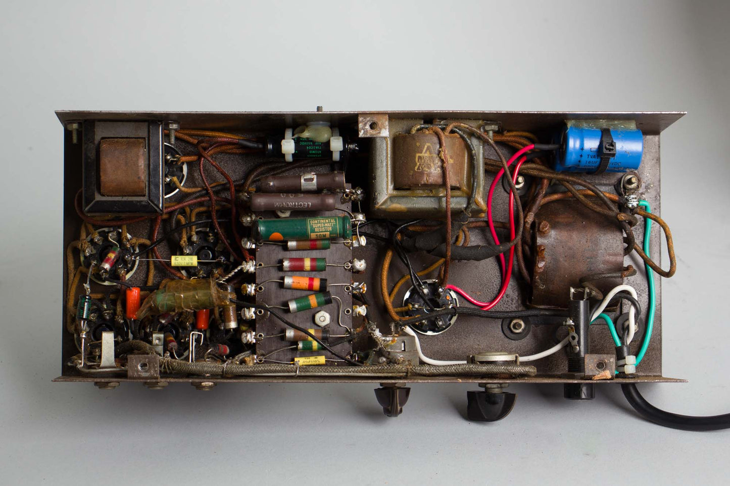 Gibson EH-100/ Recording King Model 1022 Tube Amplifier (1938)