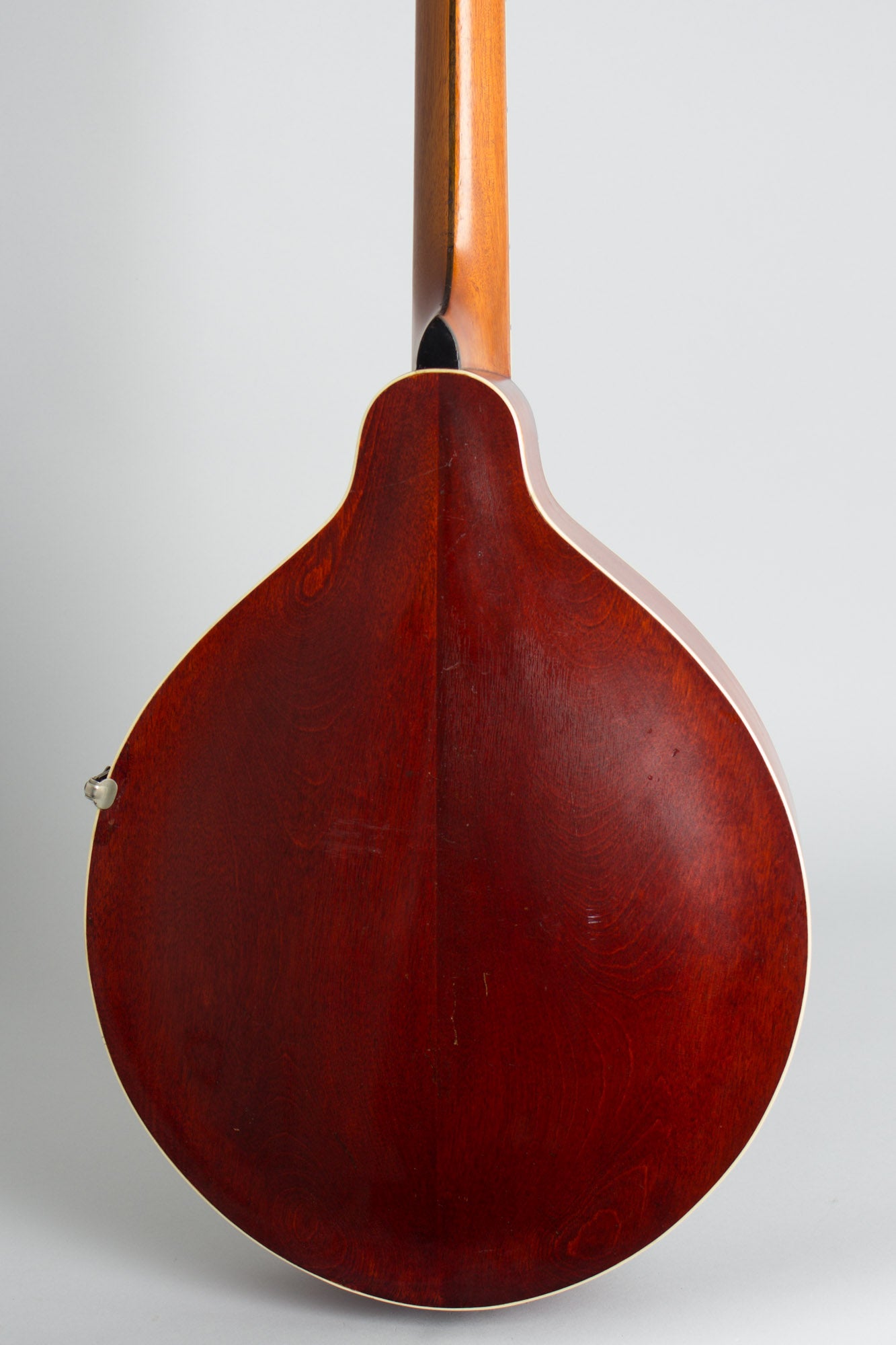 Gibson K-2 Carved Top Mandocello (1914)