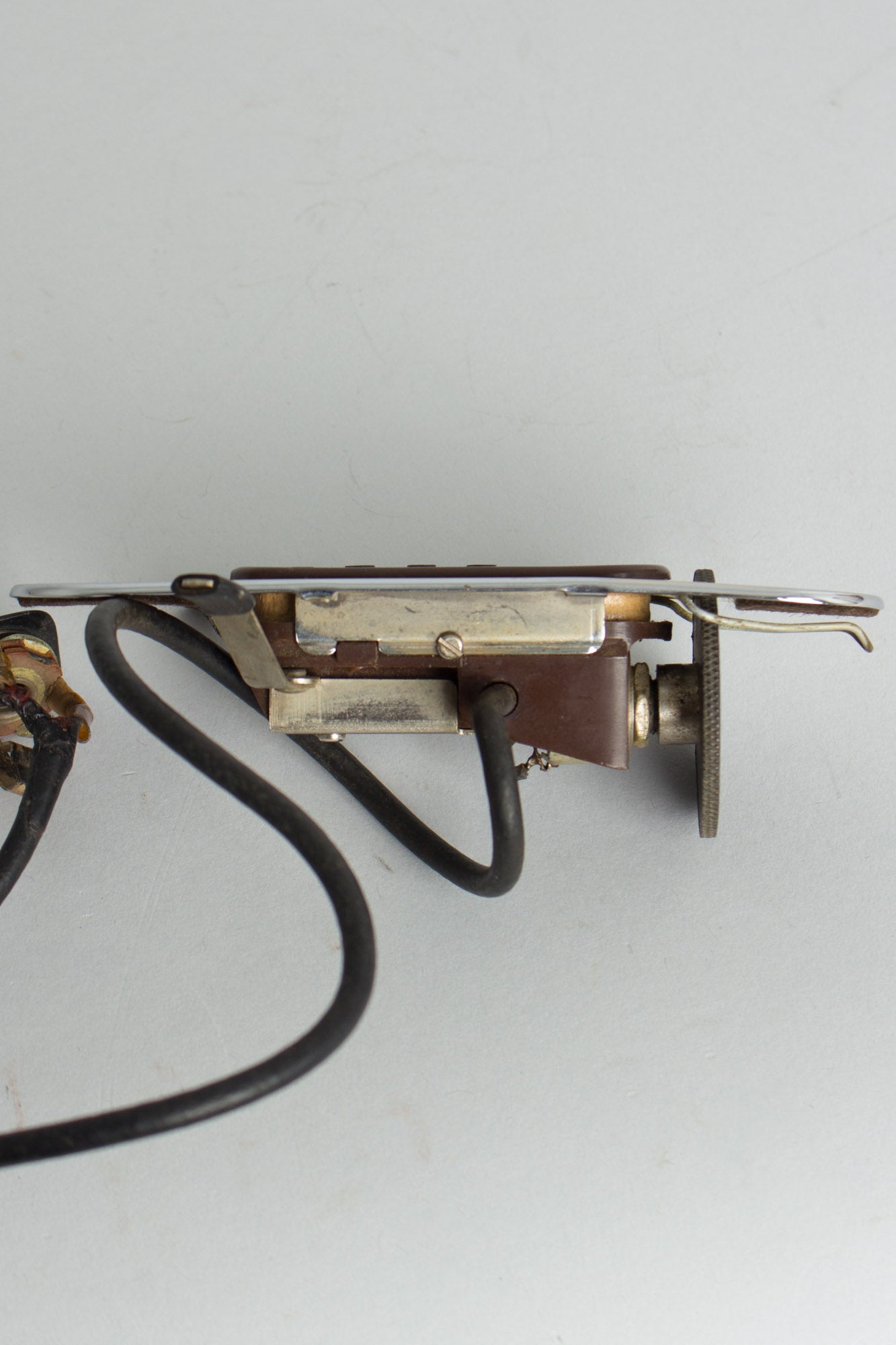 DeArmond Model RH-C Acoustic Guitar Magnetic Pickup (1950)