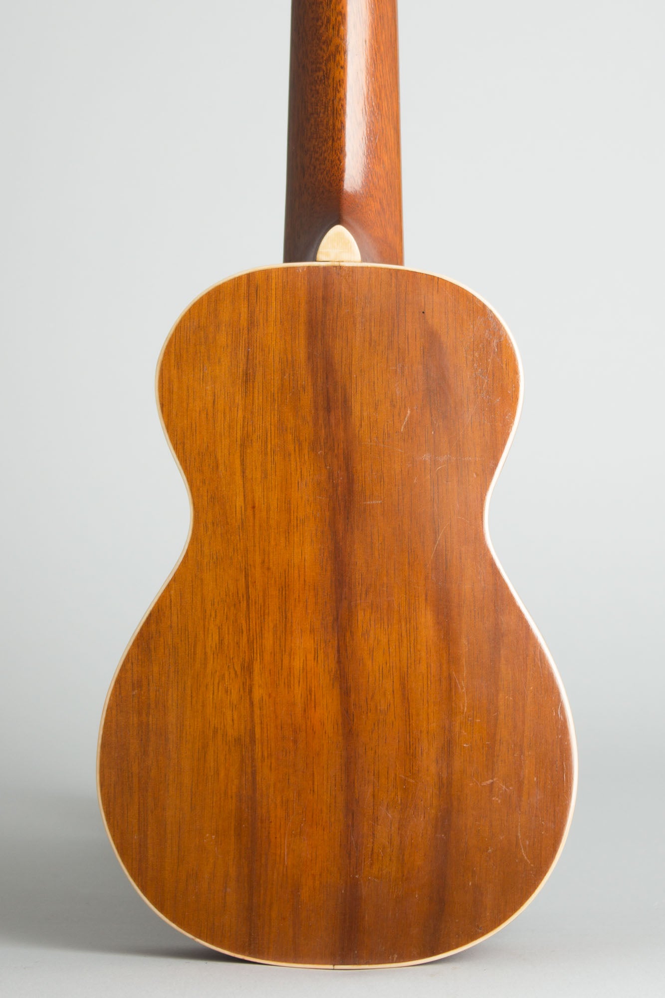Washburn Style U-C Soprano Ukulele (1924)