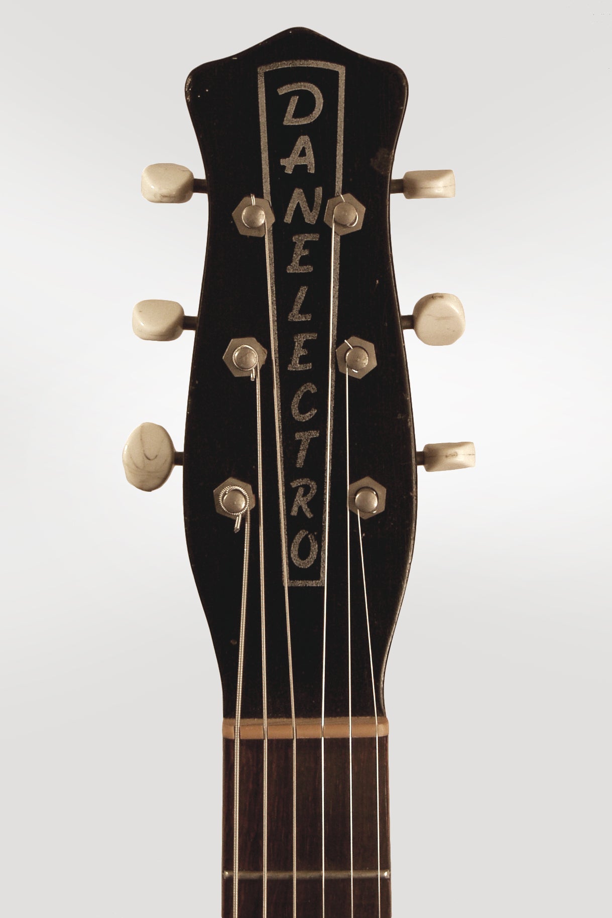 Danelectro Model 3011 Standard Solid Body Electric Guitar (1959)