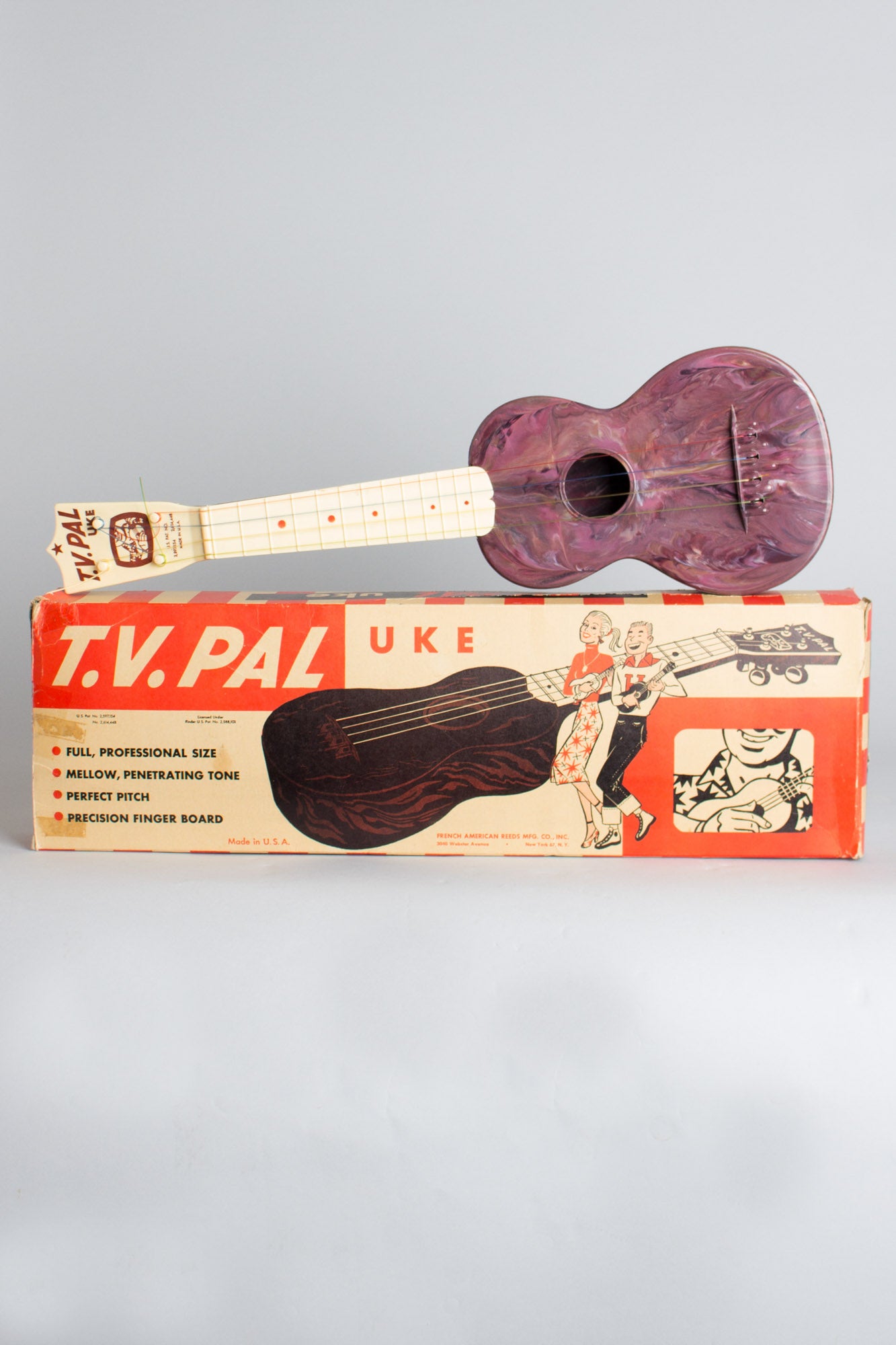 Maccaferri T.V. Pal Soprano Ukulele (1951)