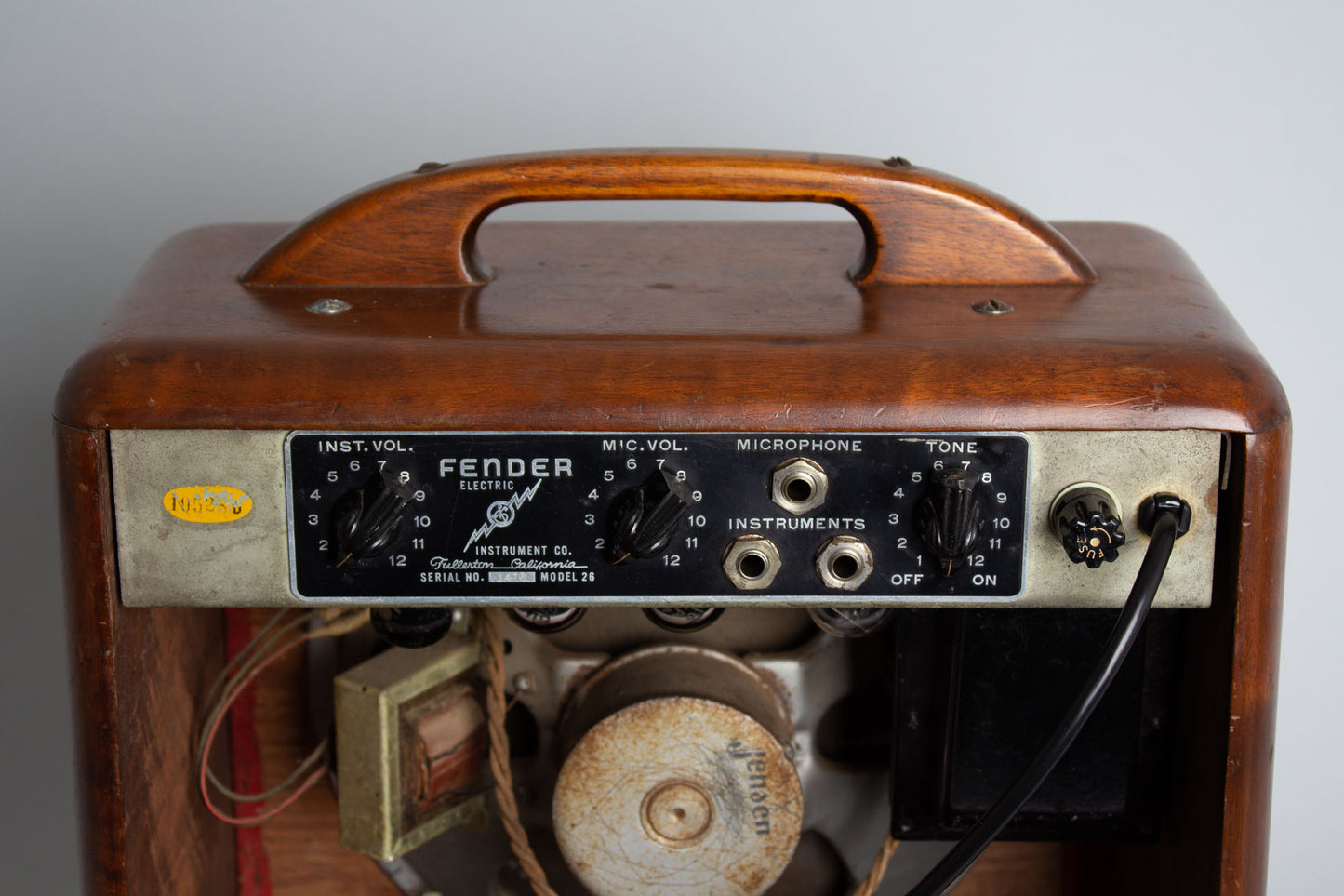 Fender Model 26 Deluxe ""Woodie"" Tube Amplifier (1946)
