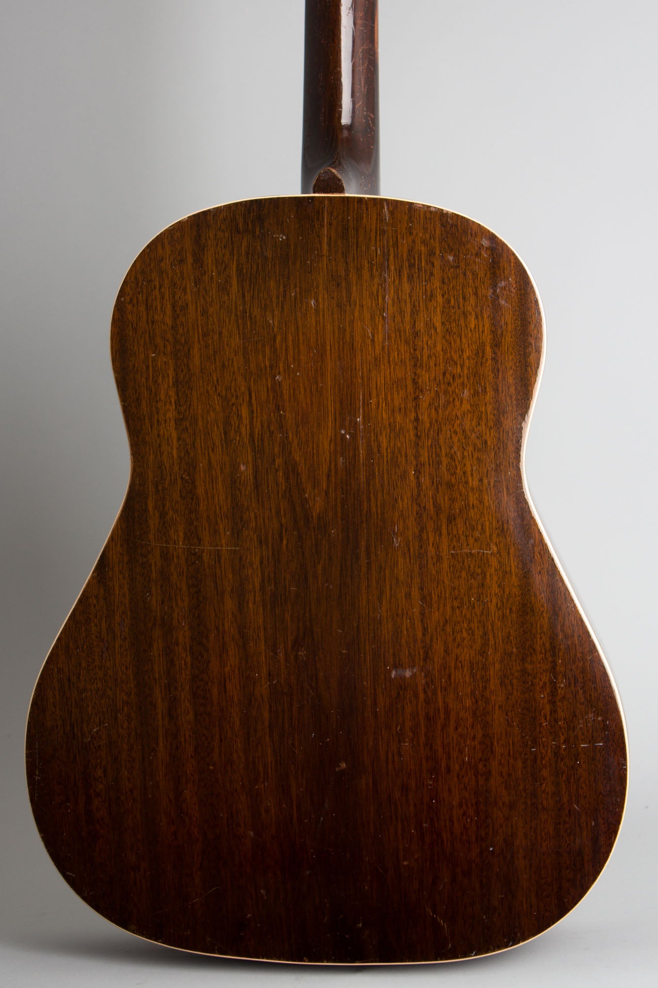 Gibson J-35 Flat Top Acoustic Guitar (1937-8)