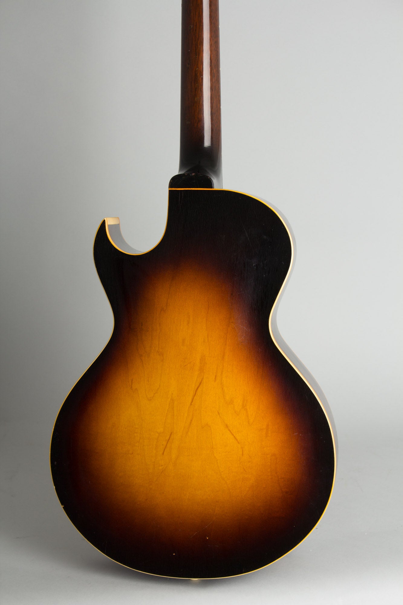 Gibson ES-140 Arch Top Hollow Body Electric Guitar (1956)