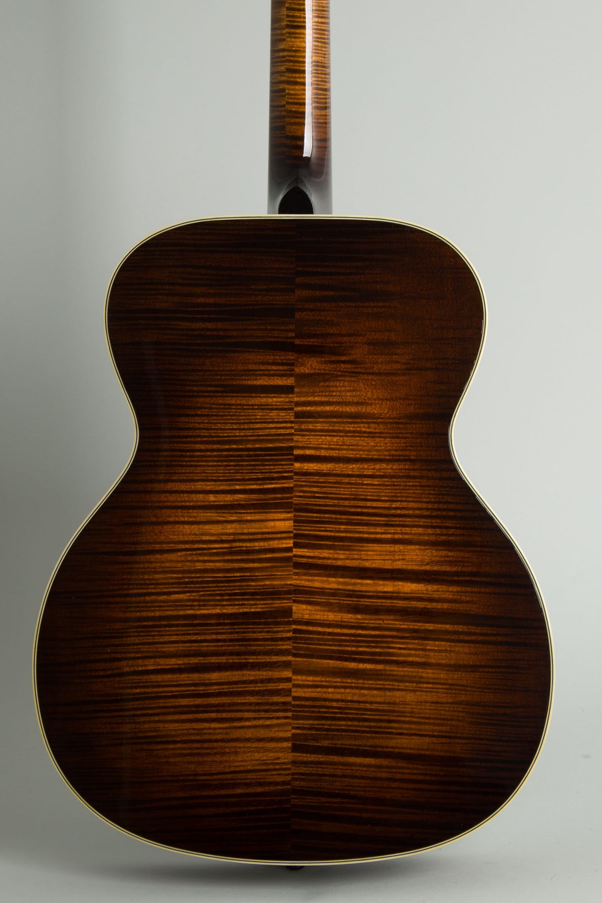 Northfield NFO-AT2 carved top Octave Mandolin (2026)