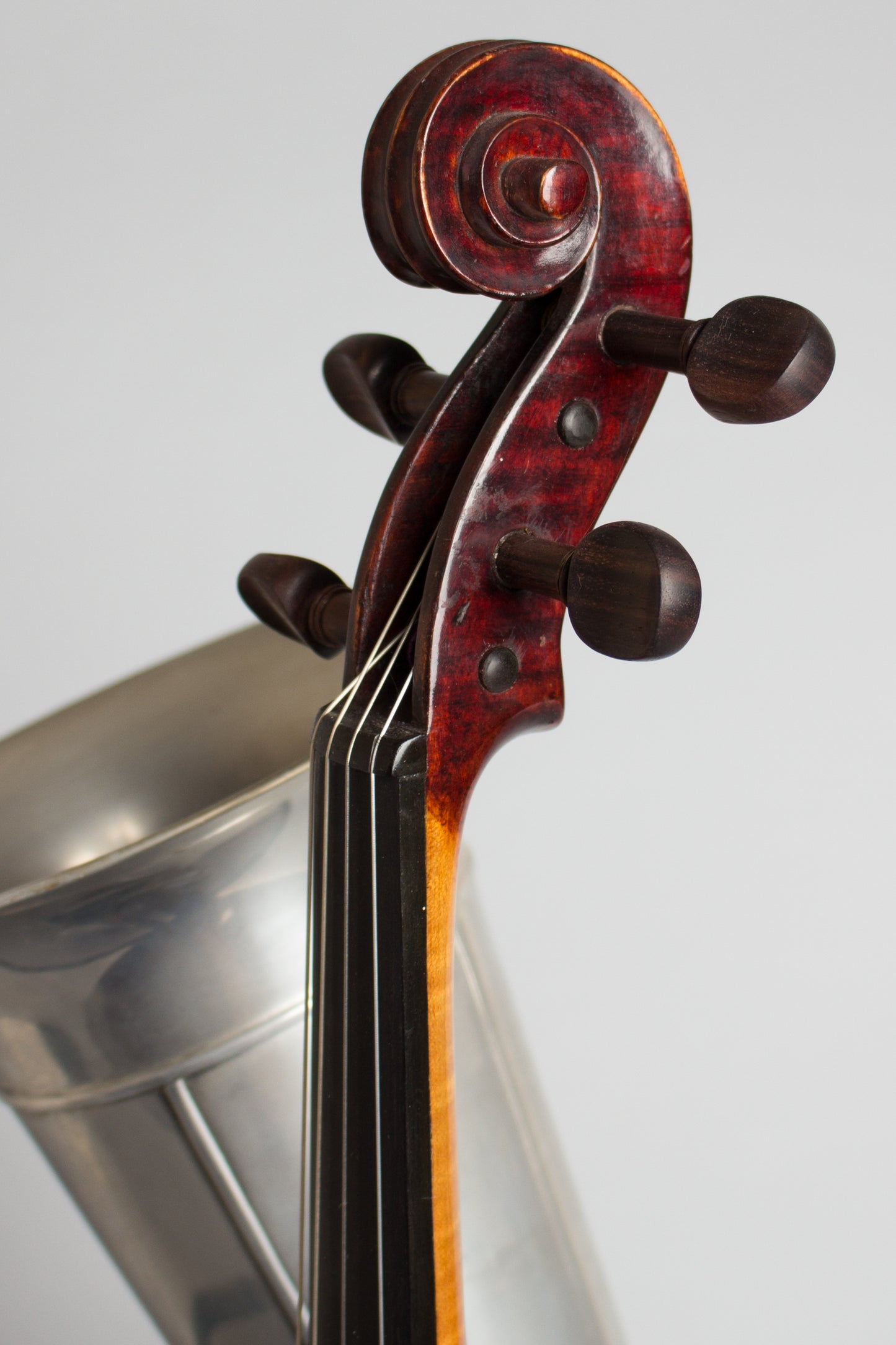 Stroviols Resophonic Viola (1910)