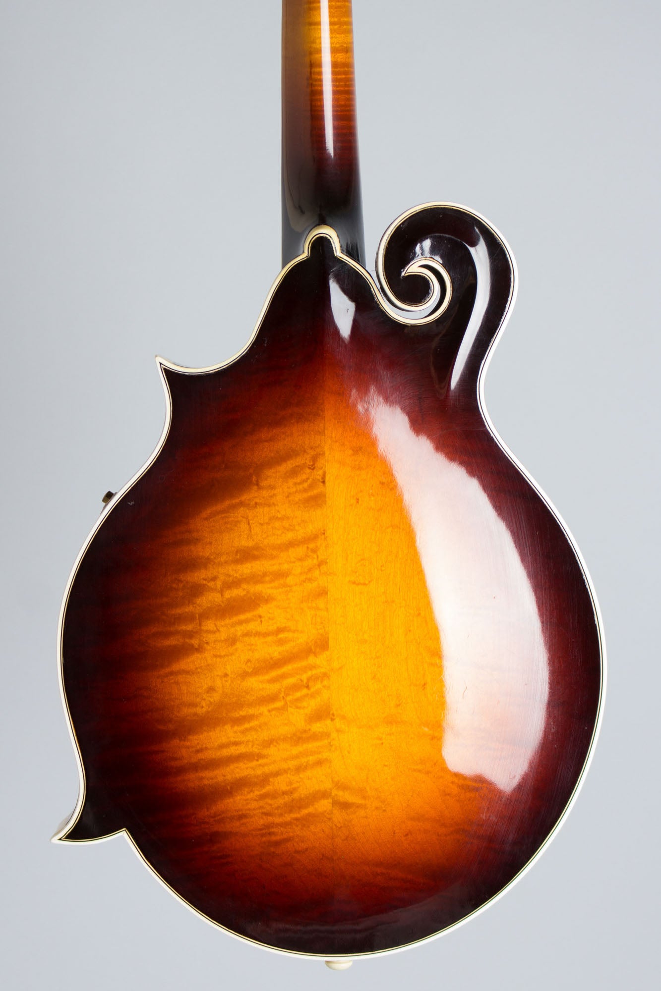 Gibson F-5 Carved Top Mandolin (1938)