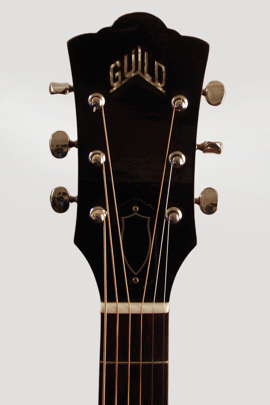 Guild D-25 Flat Top Acoustic Guitar (1968)