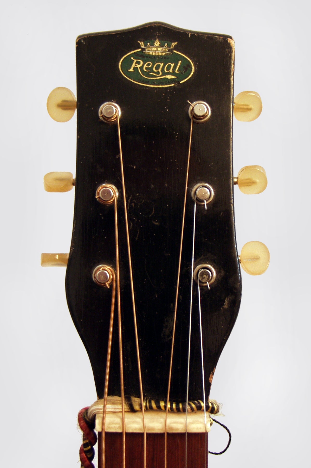 Regal Hawaiian Acoustic Guitar (1940)