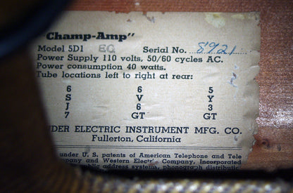 Fender Champ-Amp model 5D1 Tube Amplifier (1955)