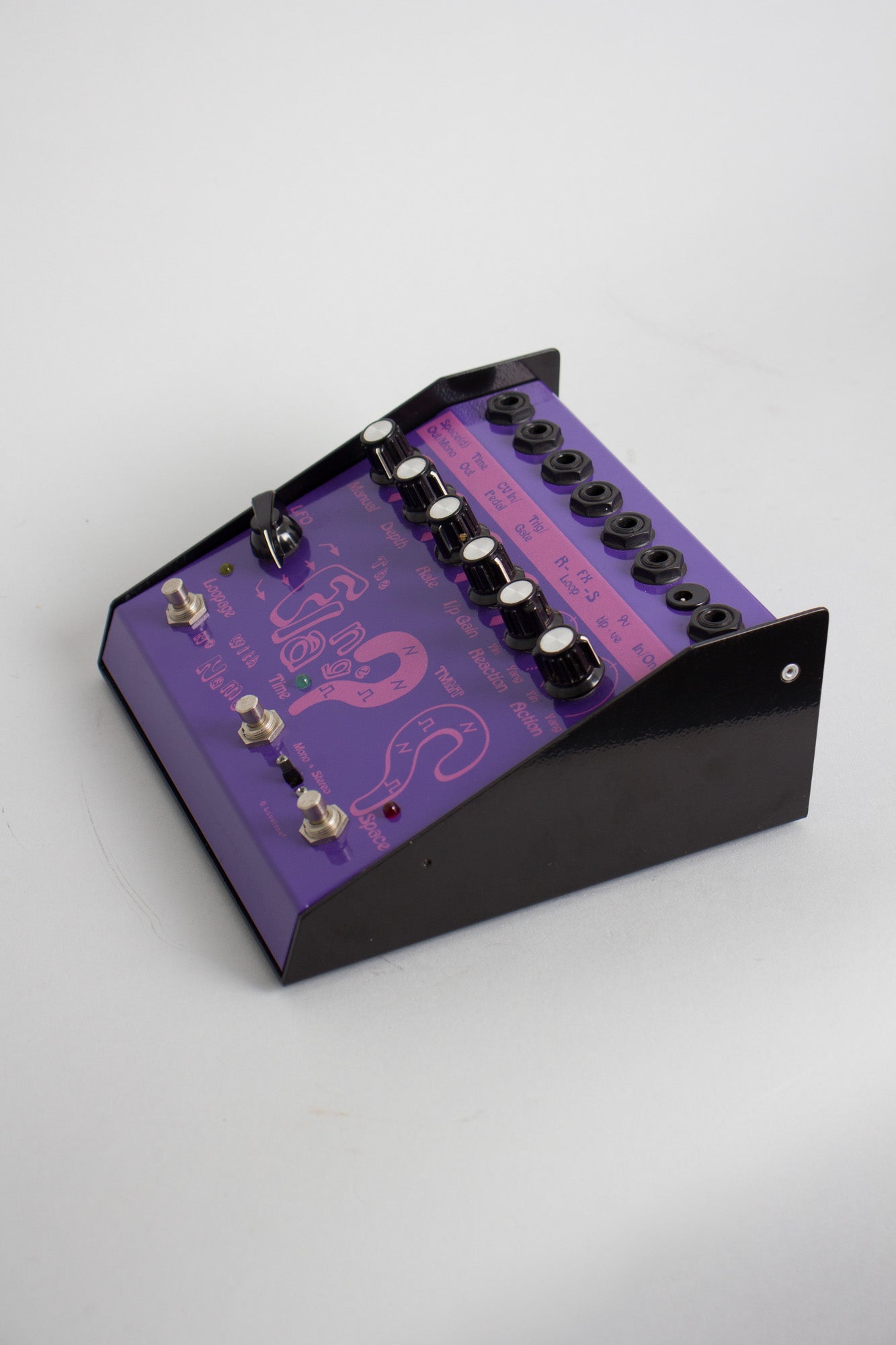Lovetone ? (The Flanger With No Name) Flanger Effect (2002)