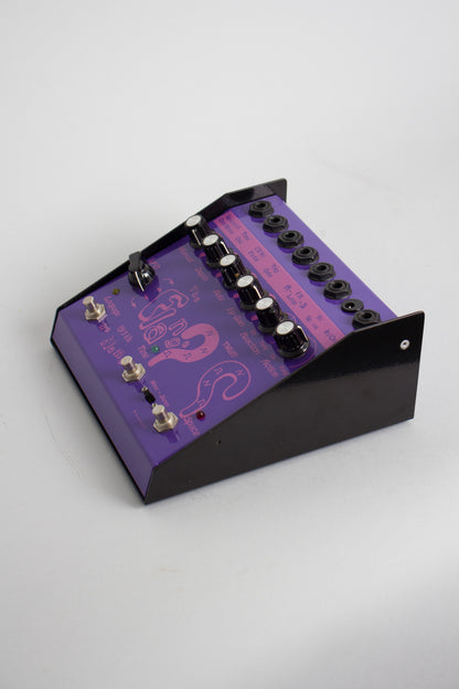 Lovetone ? (The Flanger With No Name) Flanger Effect (2002)