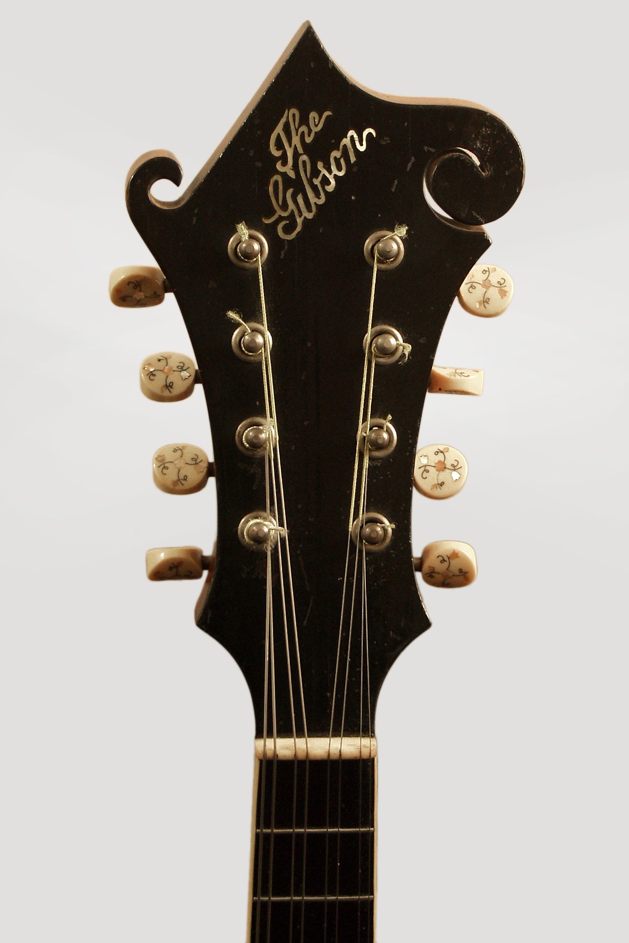 Gibson F-2 Carved Top Mandolin (1910)