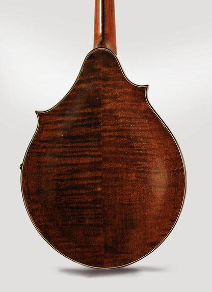 Lyon & Healy Style A Professional Carved Top Mandolin (1921)