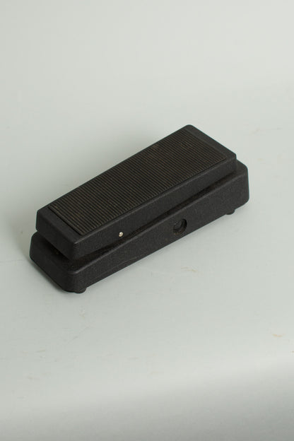 R2R Electric Wah-Wah Pedal Effect (2020s)