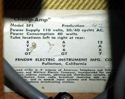 Fender Champ 5F1 Tube Amplifier (1959)