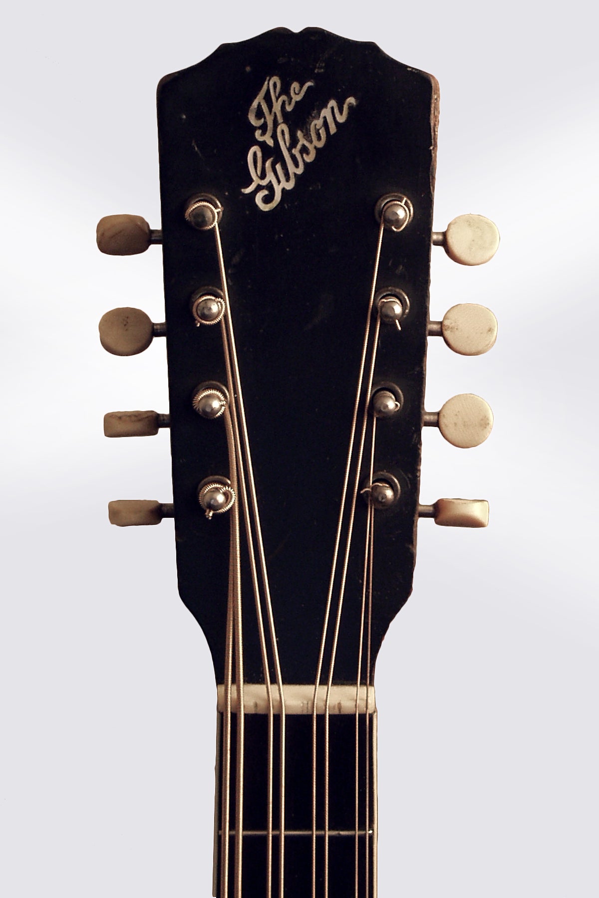 Gibson K-1 Carved Top Mandocello (1912)